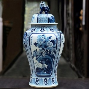 景德镇青花陶瓷将军罐